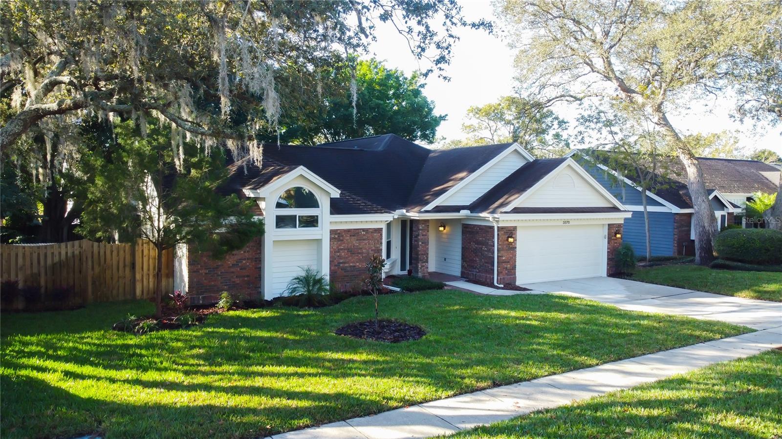 Image 2 of 82 For 3570 Rolling Trail