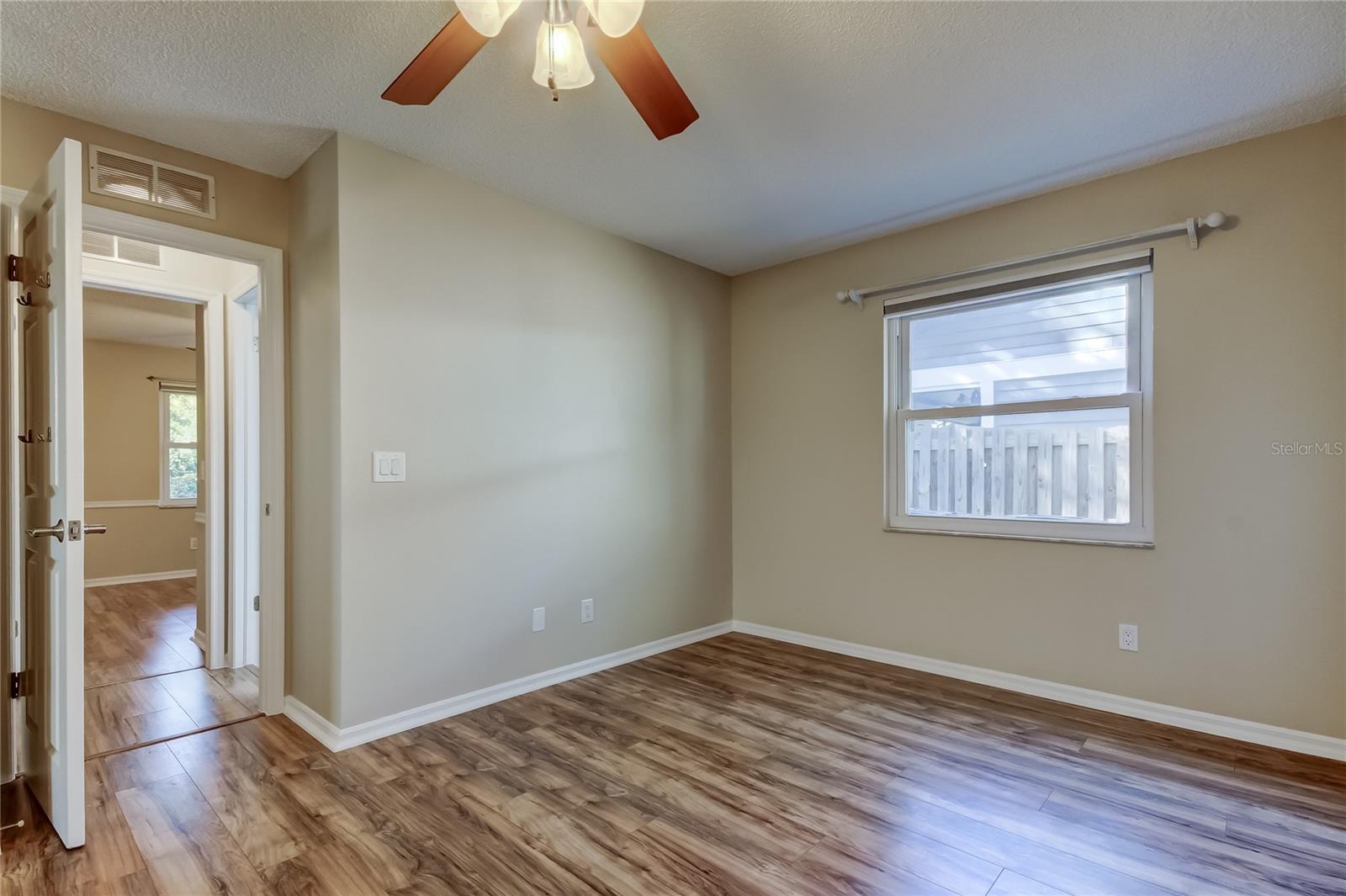 Image 41 of 82 For 3570 Rolling Trail