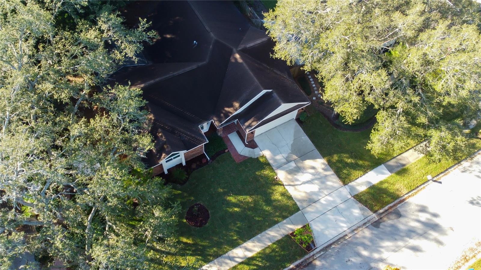 Image 5 of 82 For 3570 Rolling Trail