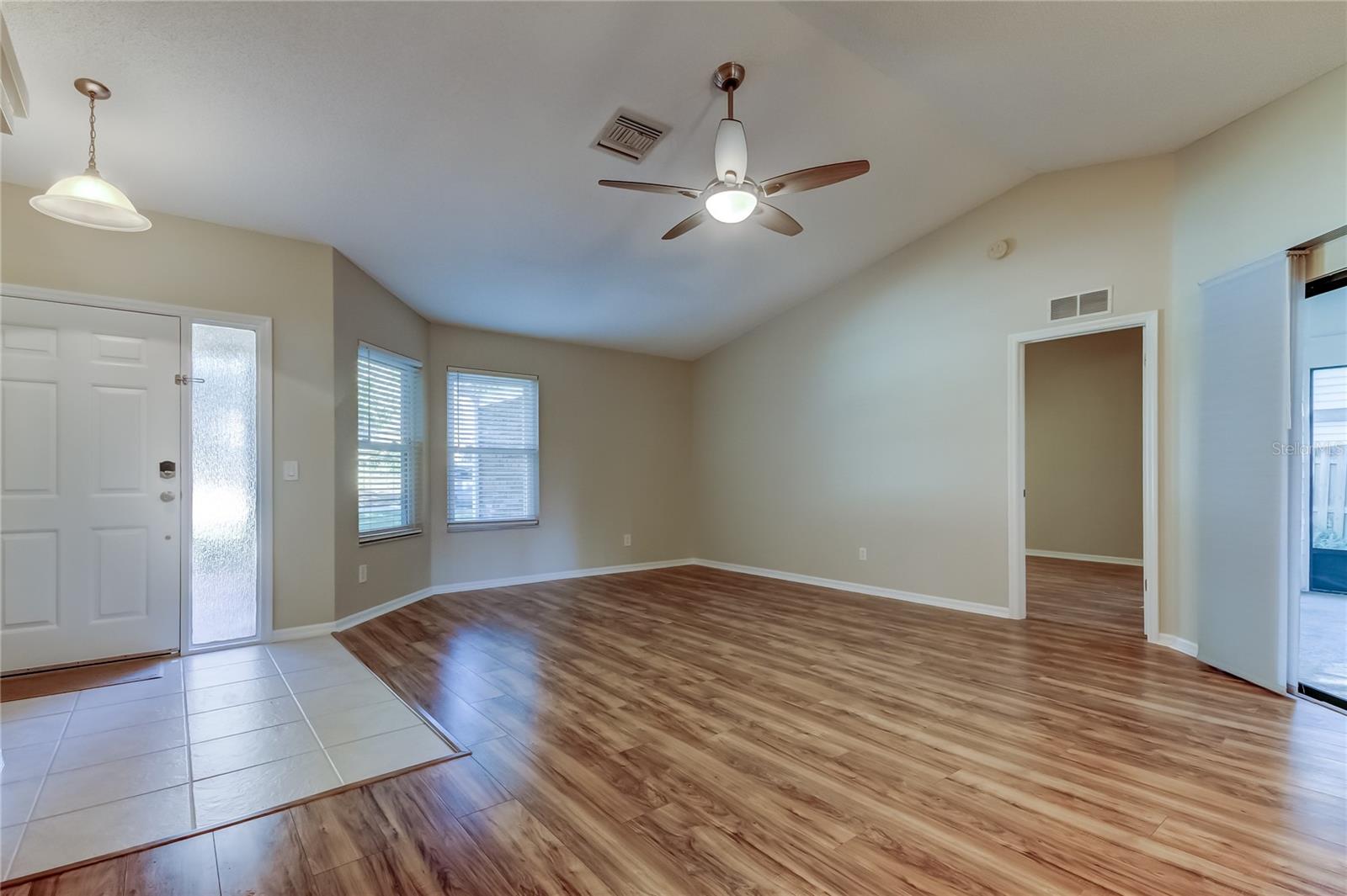 Image 9 of 82 For 3570 Rolling Trail