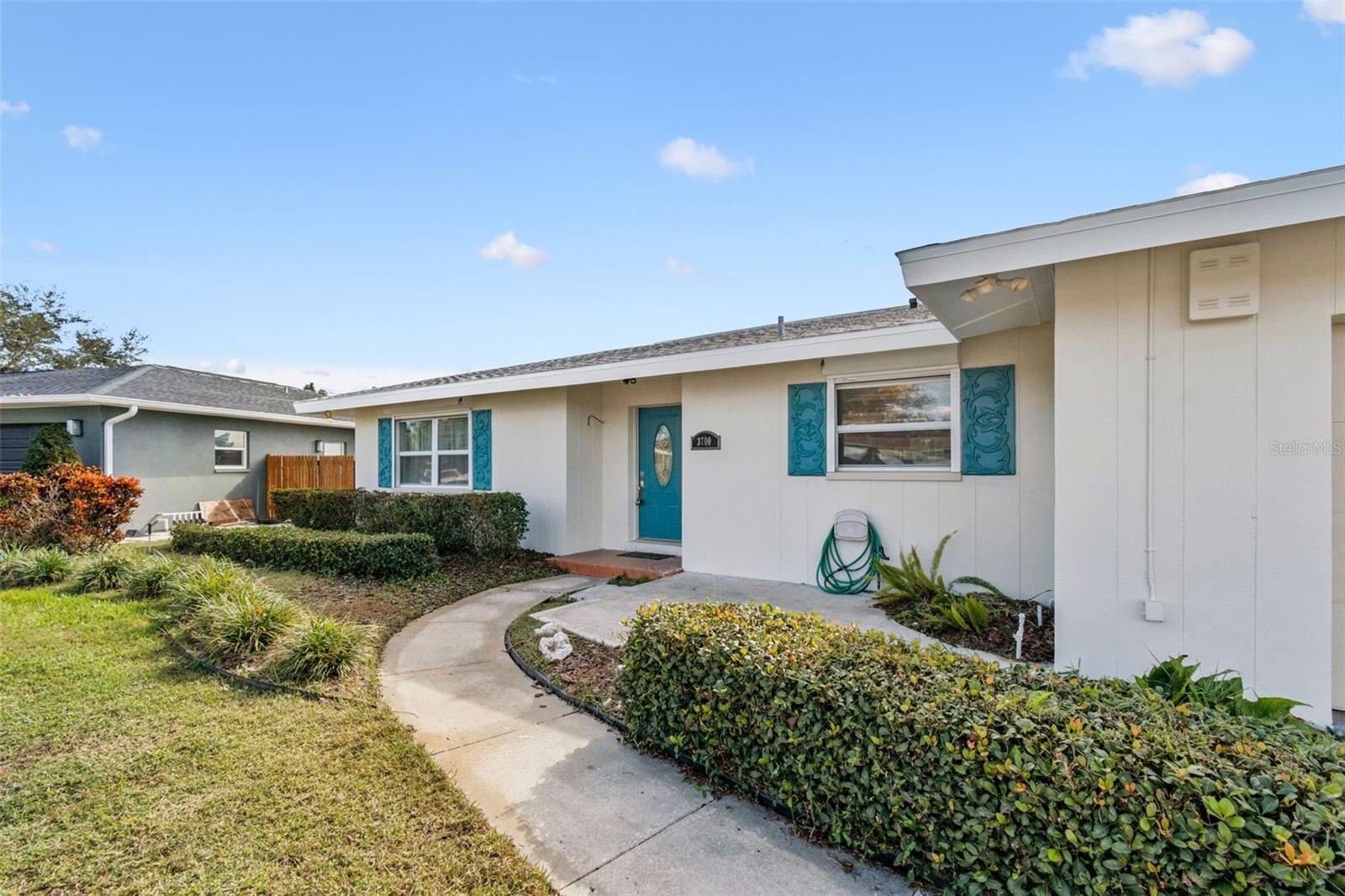 Image 13 of 43 For 3700 21st Avenue N