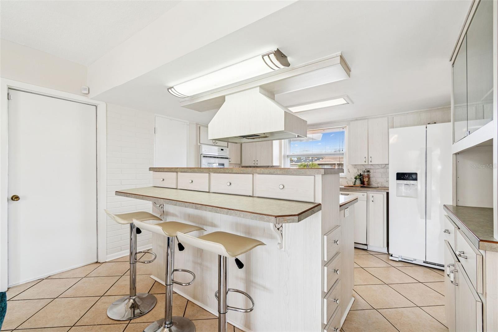 Image 24 of 43 For 3700 21st Avenue N