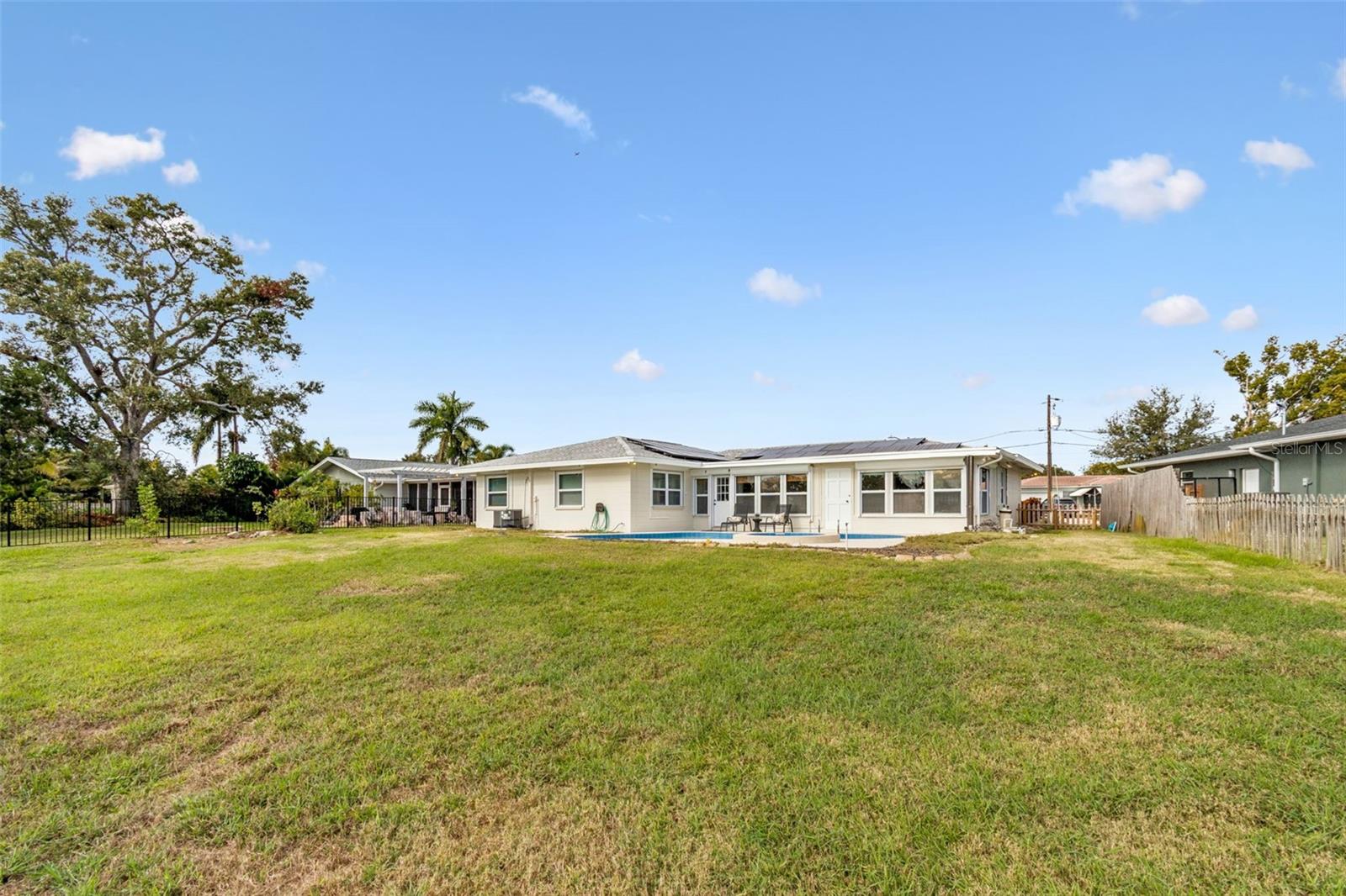 Image 39 of 43 For 3700 21st Avenue N