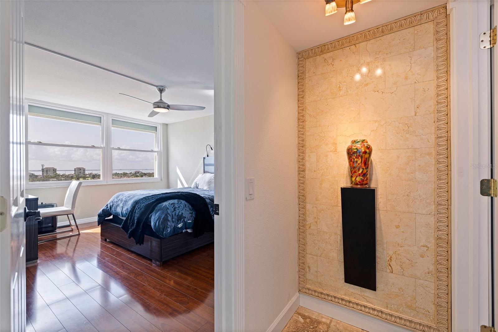 Image 25 of 53 For 6265 Sun Boulevard 1203