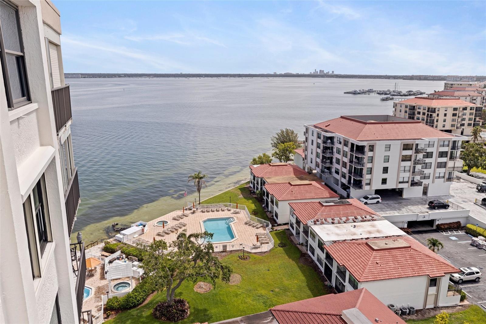 Image 31 of 53 For 6265 Sun Boulevard 1203