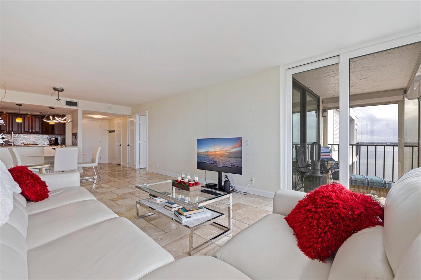 Image 8 of 53 For 6265 Sun Boulevard 1203