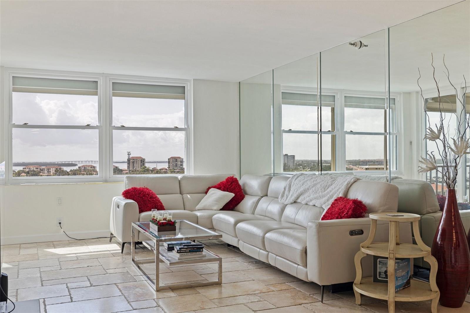 Image 9 of 53 For 6265 Sun Boulevard 1203