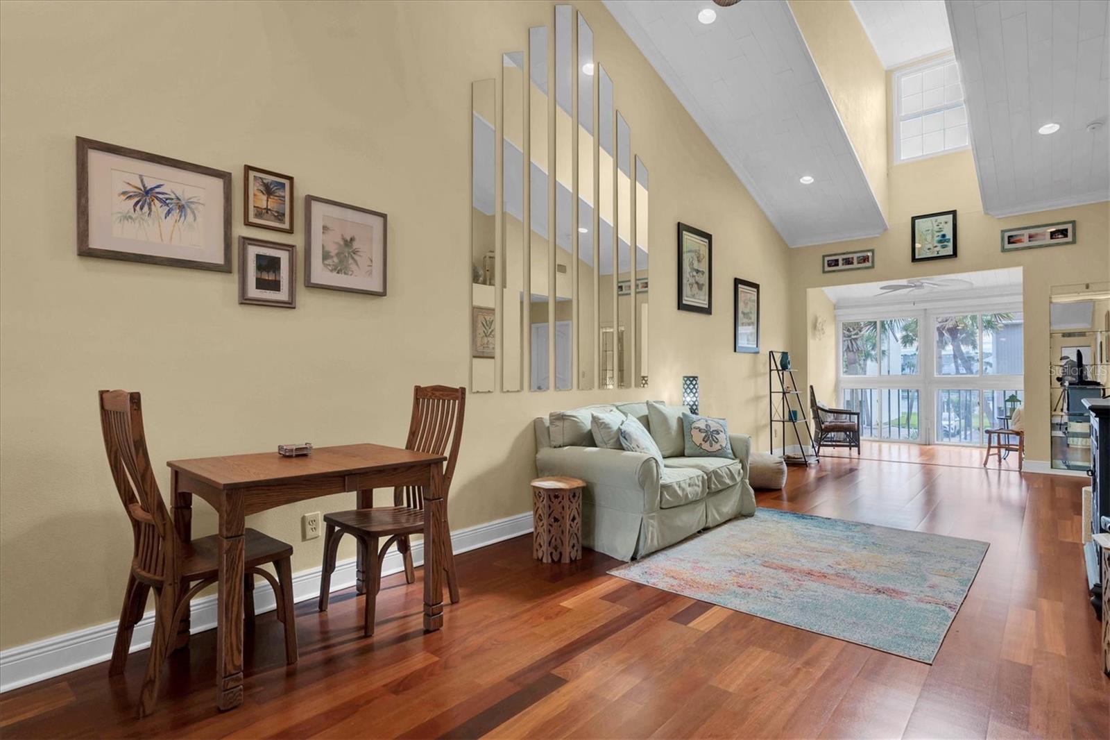 Image 10 of 42 For 173 Sun Isle Circle