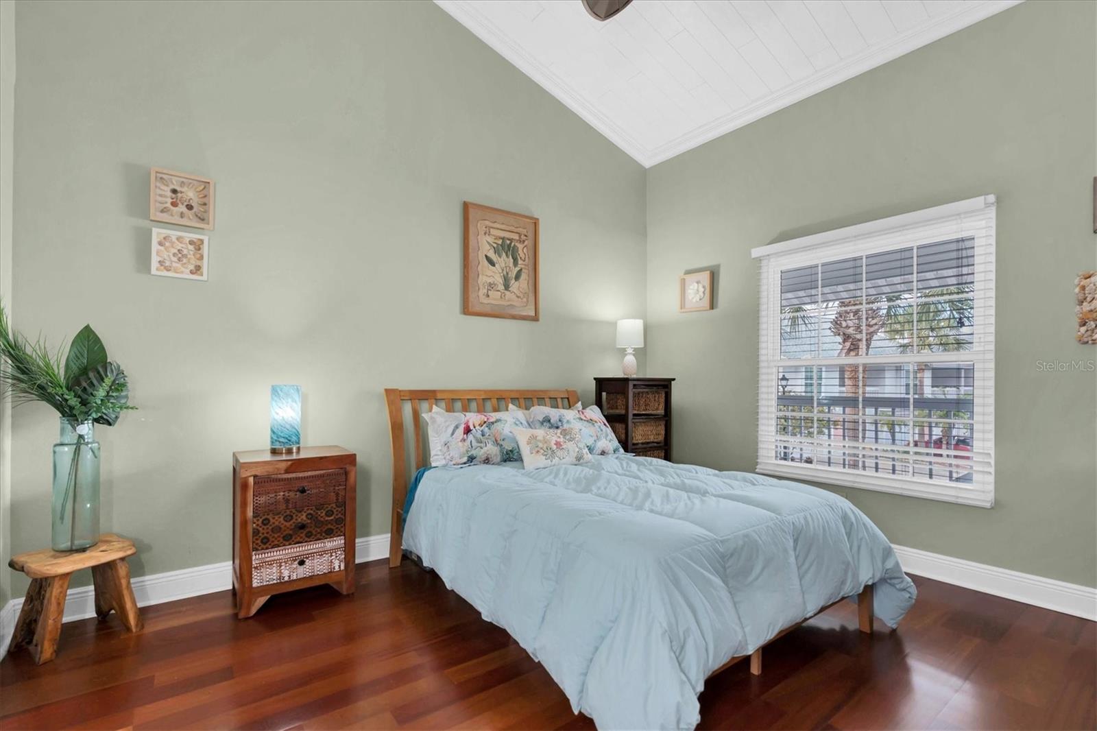 Image 17 of 42 For 173 Sun Isle Circle