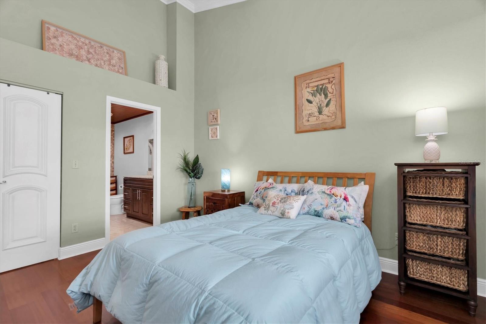 Image 18 of 42 For 173 Sun Isle Circle