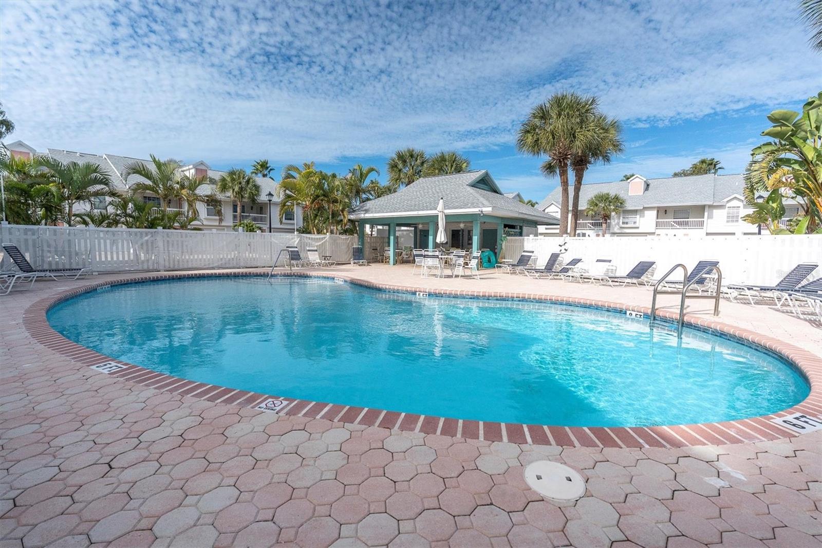 Image 32 of 42 For 173 Sun Isle Circle