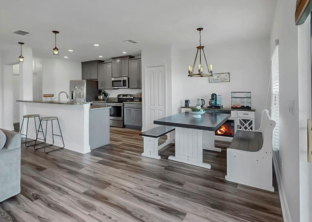 Image 3 of 72 For 10136 Newminster Loop