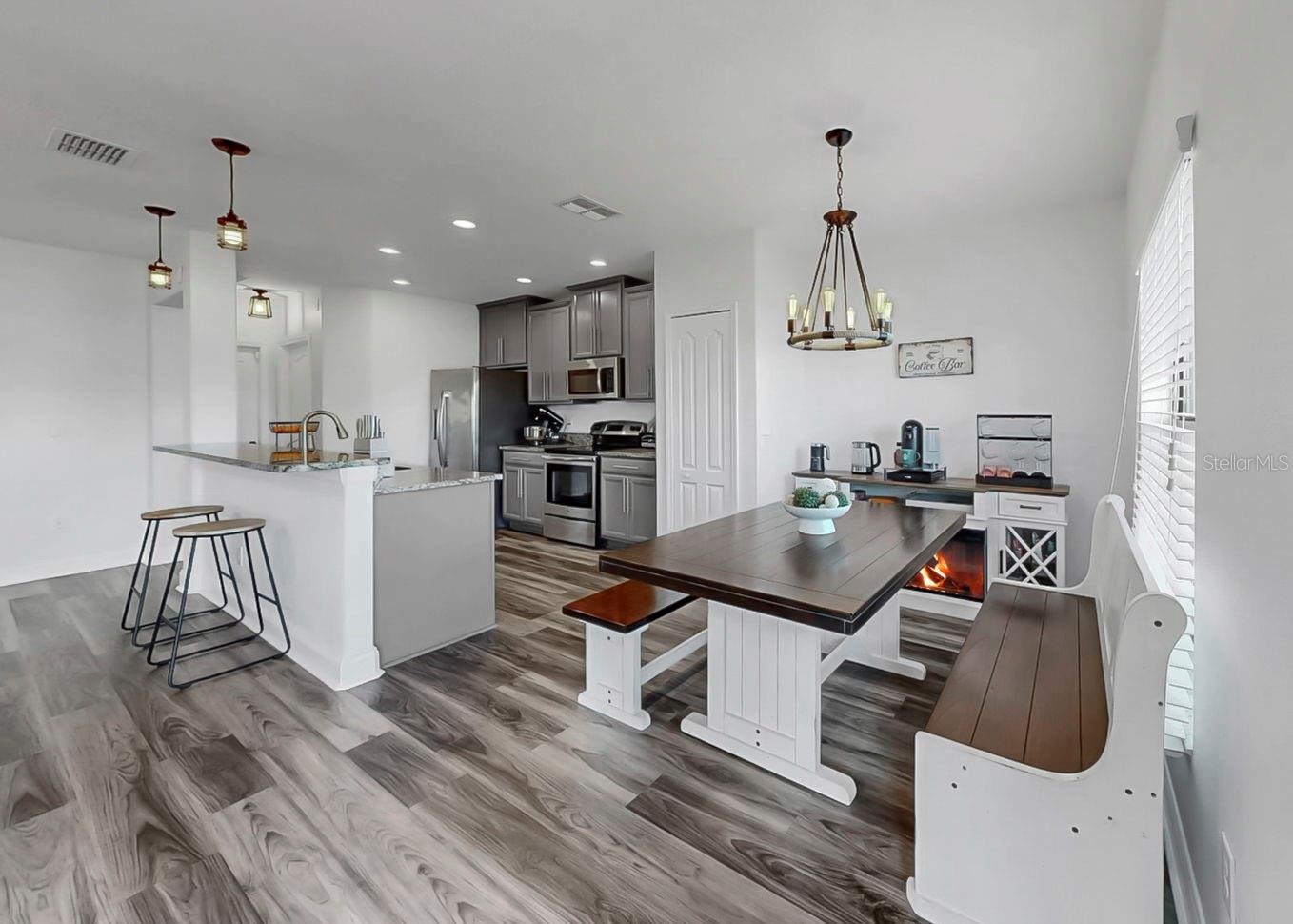 Image 36 of 72 For 10136 Newminster Loop