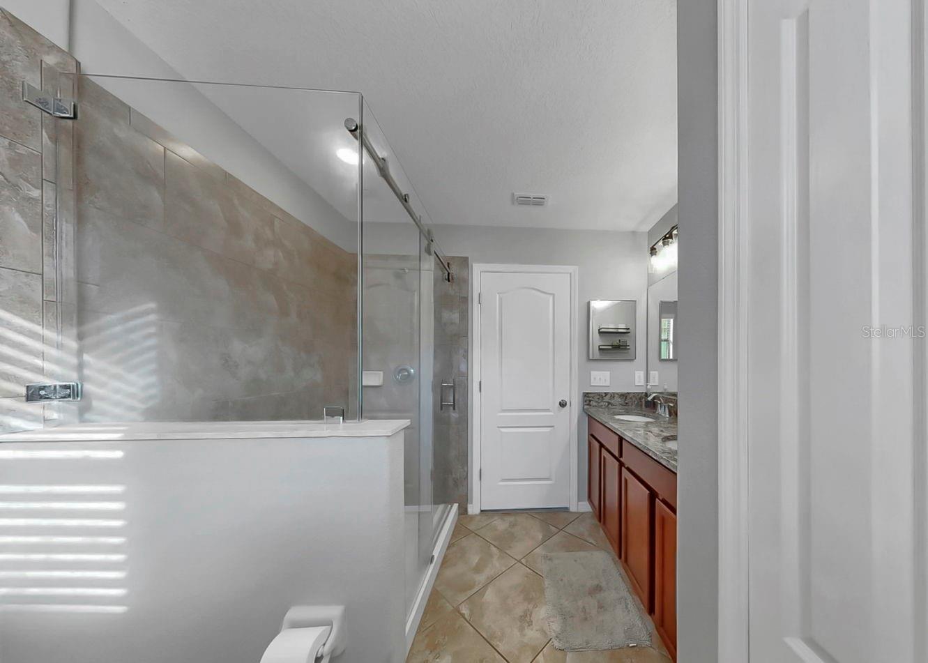 Image 6 of 72 For 10136 Newminster Loop