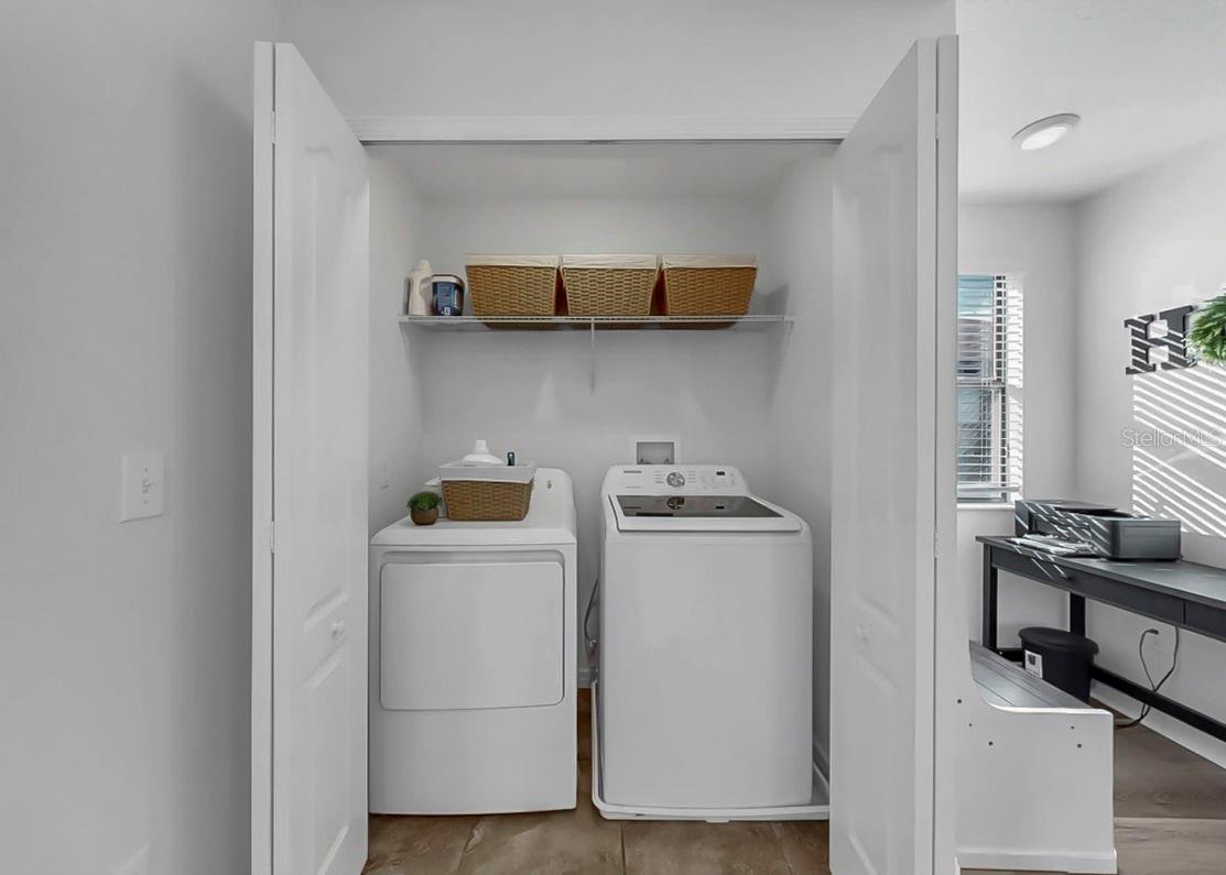 Image 8 of 72 For 10136 Newminster Loop