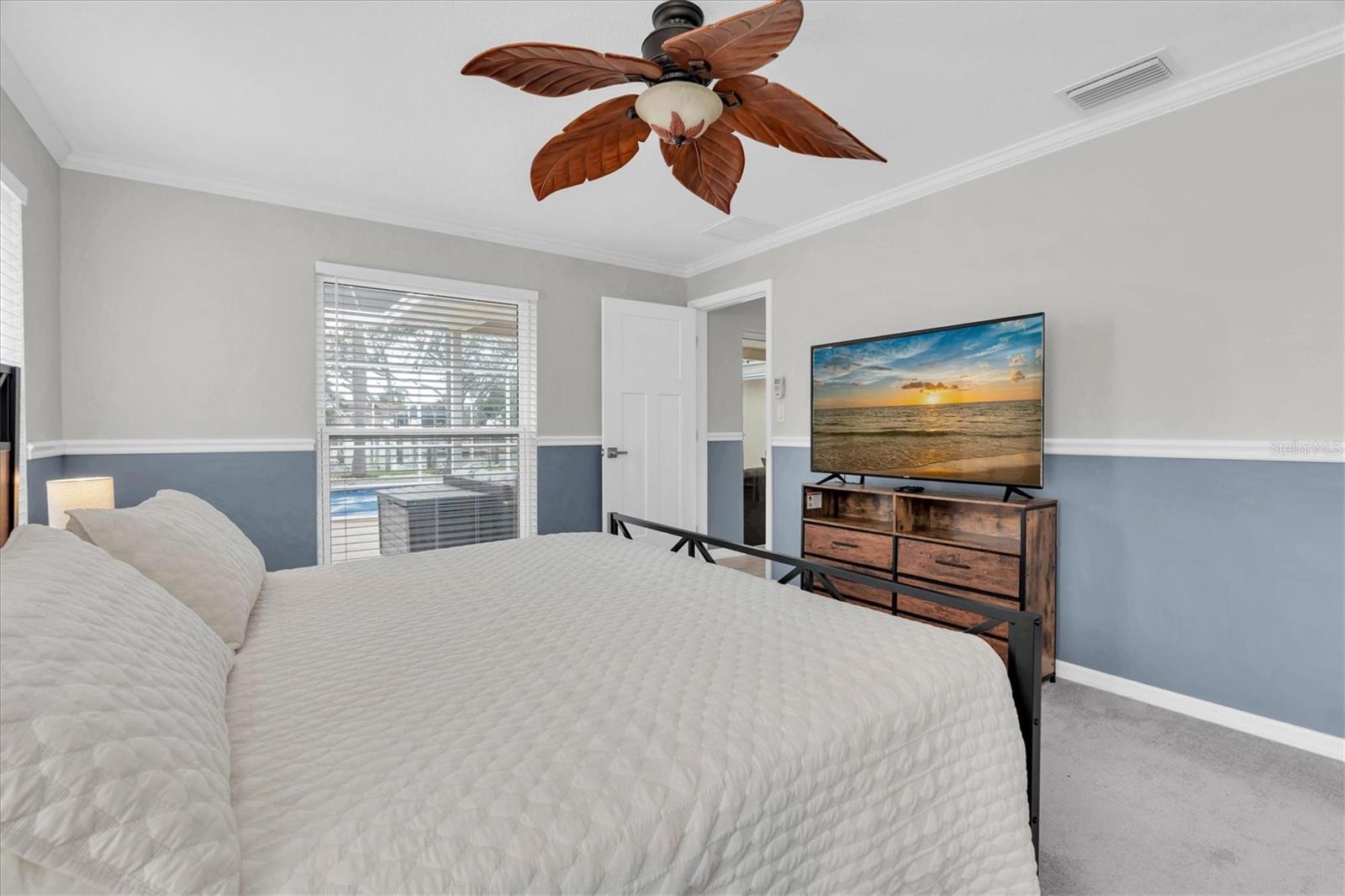 Image 26 of 51 For 4200 46th Avenue S