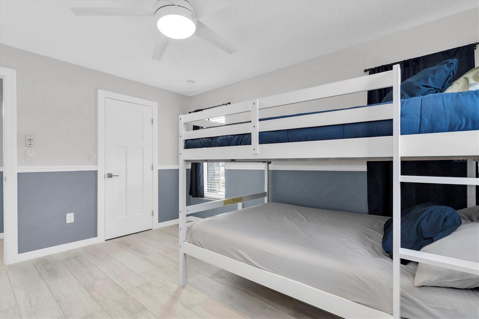 Image 34 of 51 For 4200 46th Avenue S