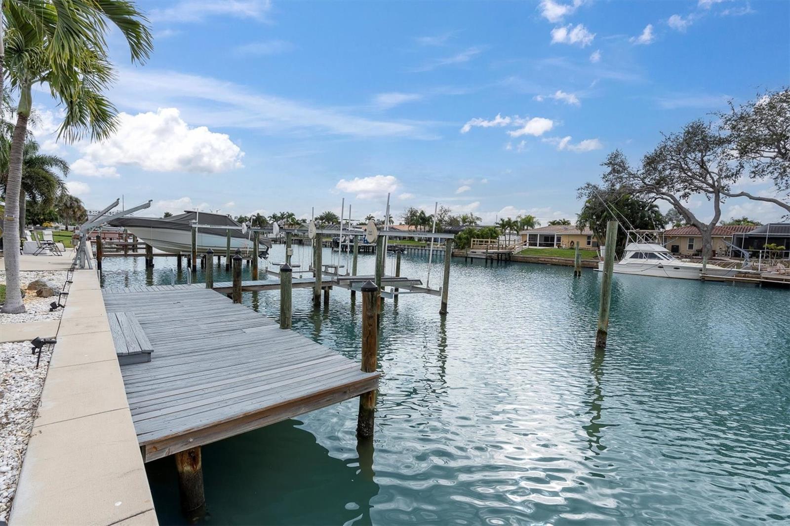 Image 43 of 51 For 4200 46th Avenue S