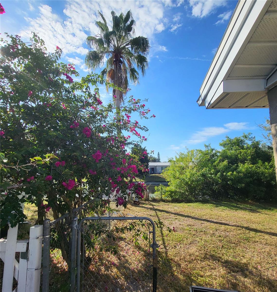 Image 17 of 18 For 4004 Grayton Drive