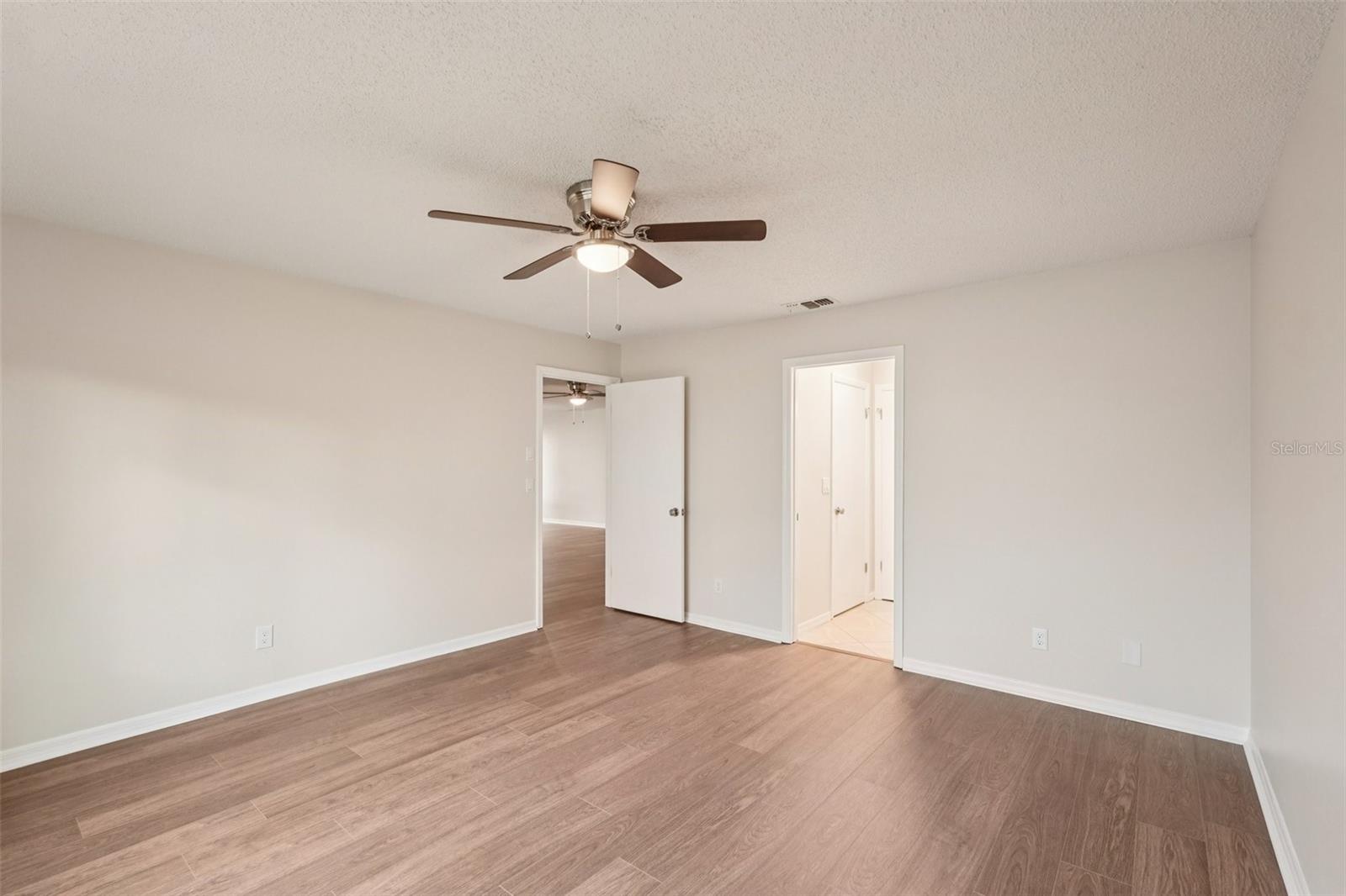 Image 20 of 72 For 2009 Hereford Drive