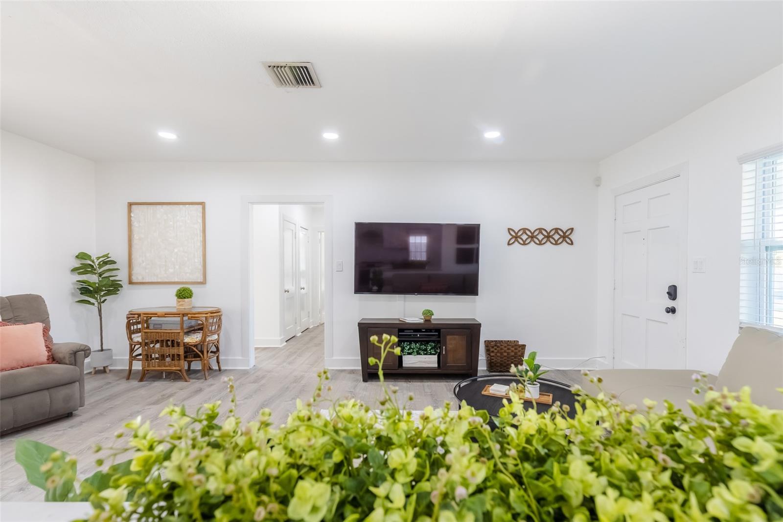 Image 12 of 35 For 1712 Clark Avenue