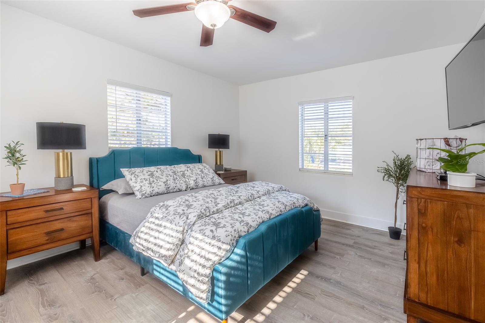 Image 20 of 35 For 1712 Clark Avenue