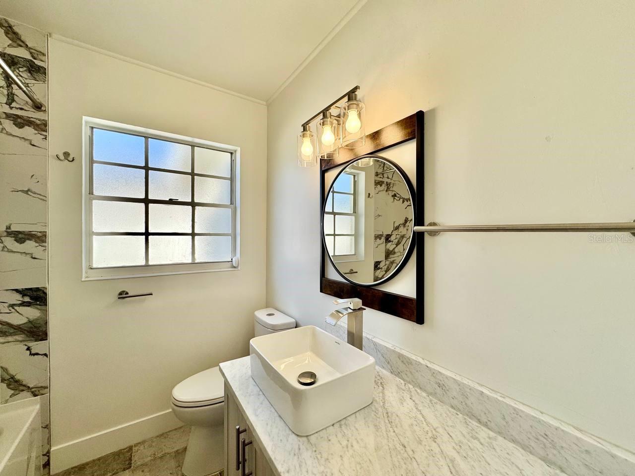 Image 17 of 30 For 2703 Westhigh Avenue