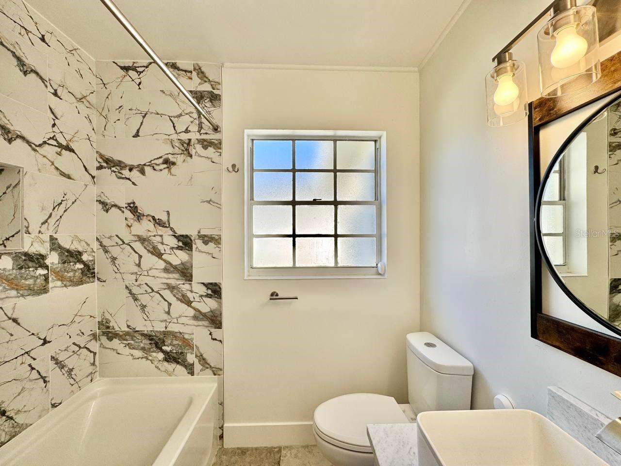 Image 18 of 30 For 2703 Westhigh Avenue