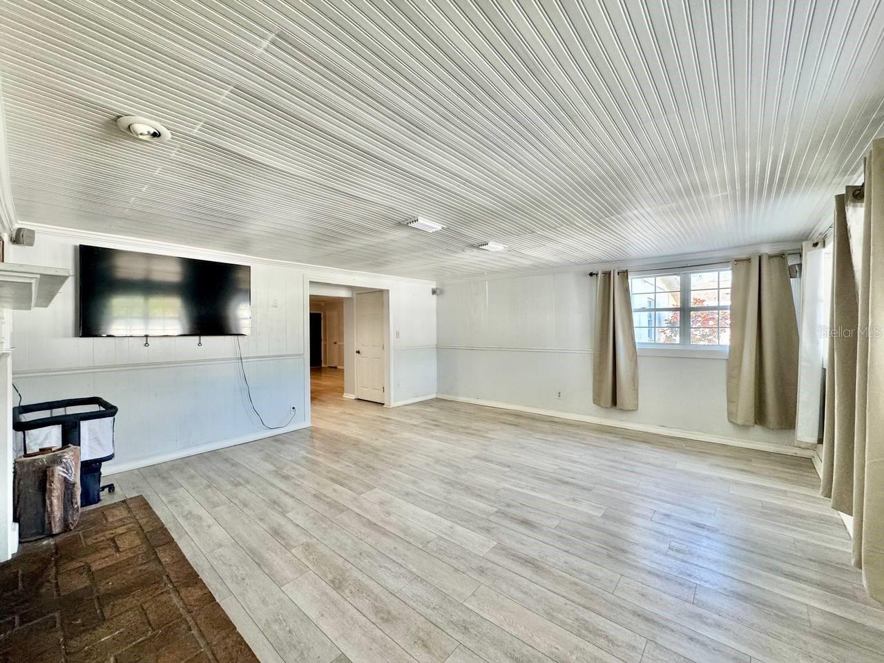 Image 28 of 30 For 2703 Westhigh Avenue