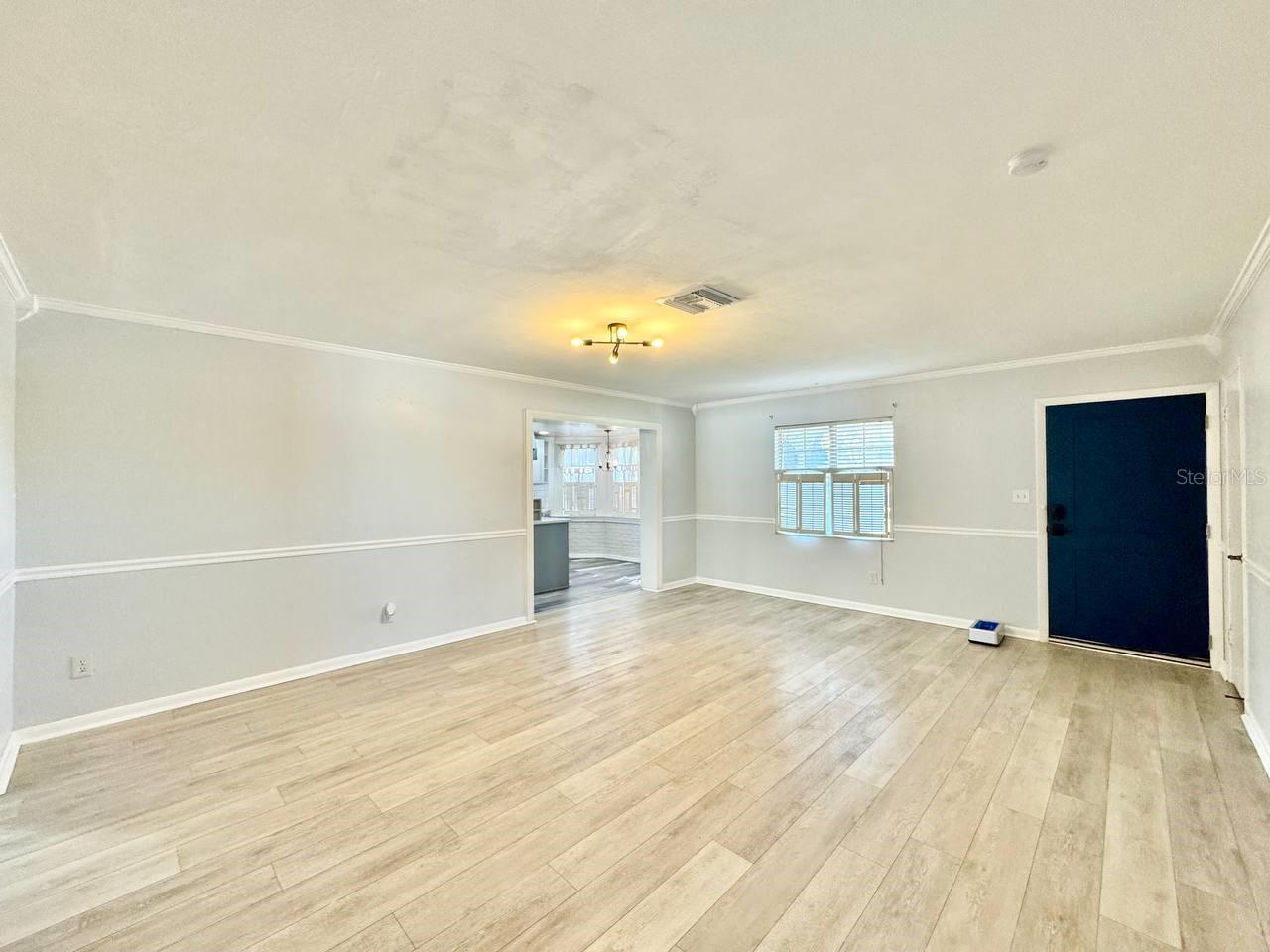 Image 7 of 30 For 2703 Westhigh Avenue