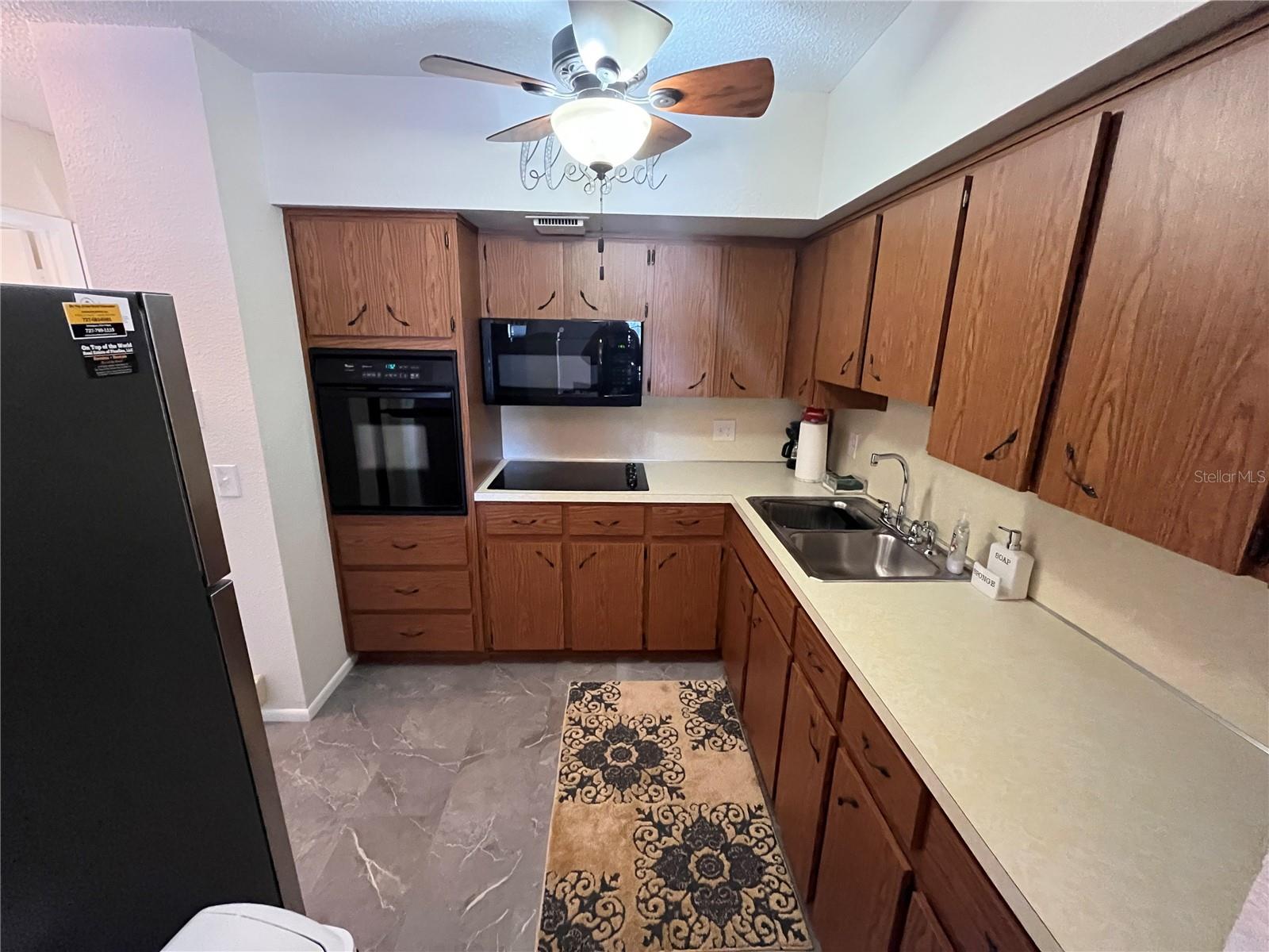 Image 10 of 34 For 2371 Israeli Drive 39