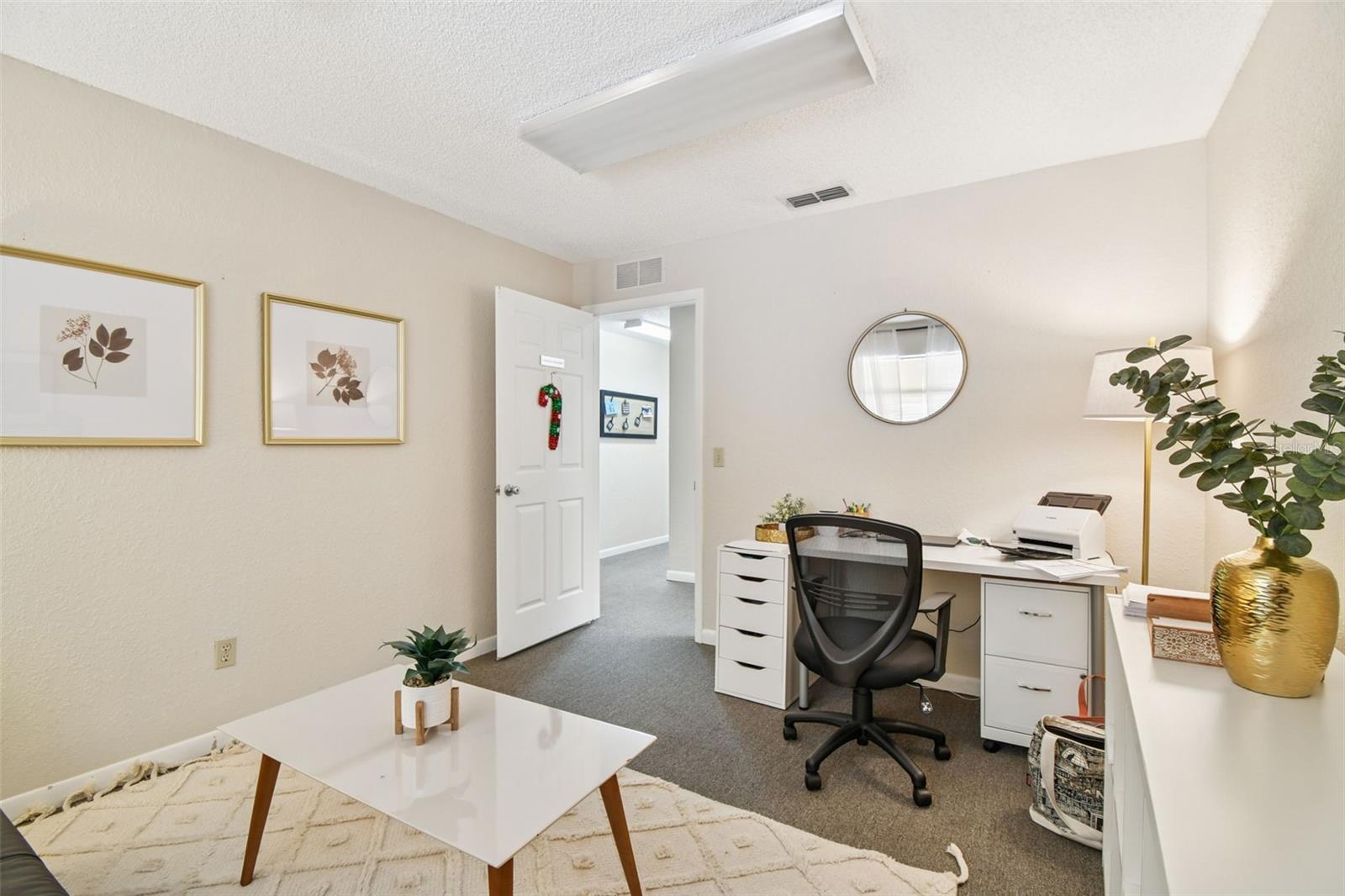 Image 12 of 18 For 108 4th Avenue S