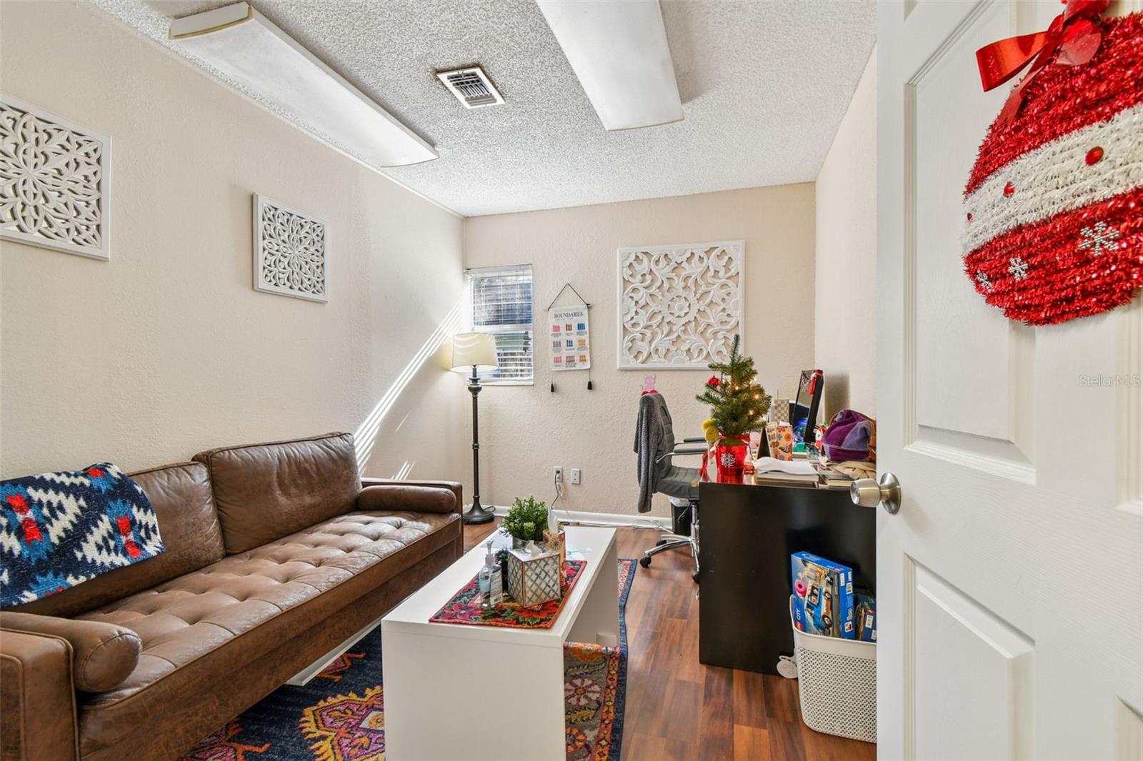 Image 14 of 18 For 108 4th Avenue S