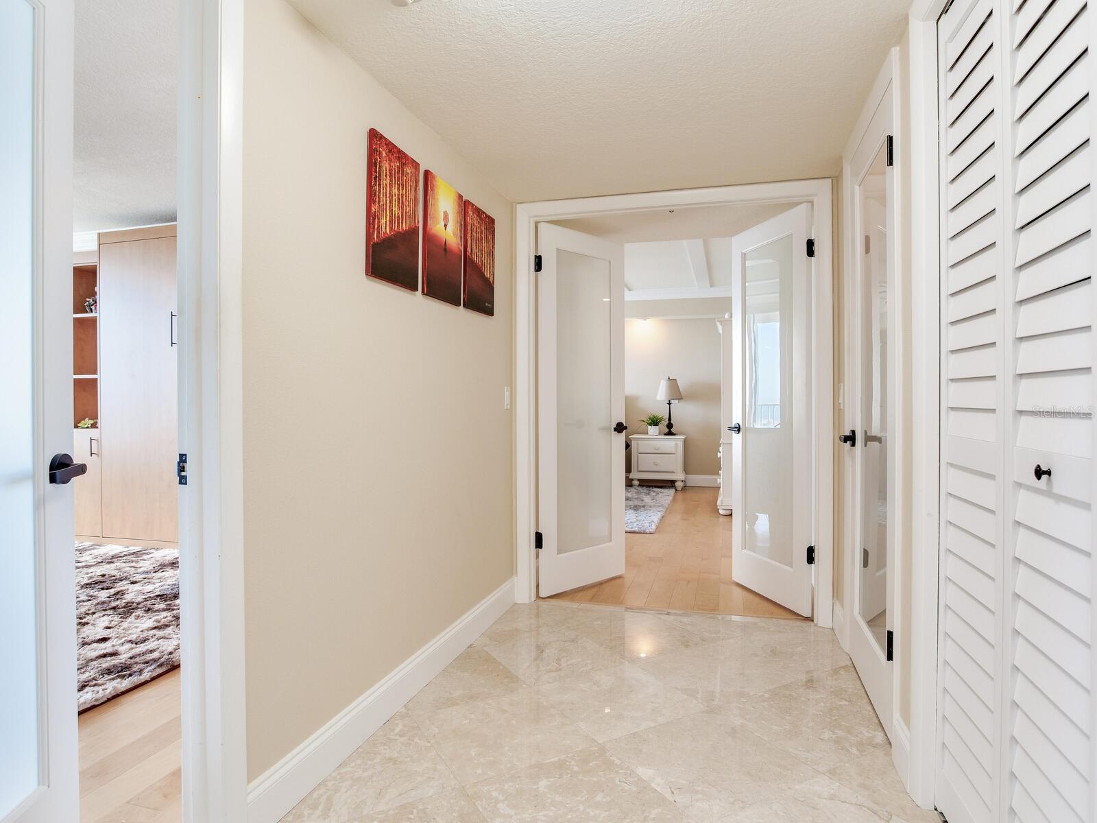 Image 34 of 73 For 736 Island Way 1104