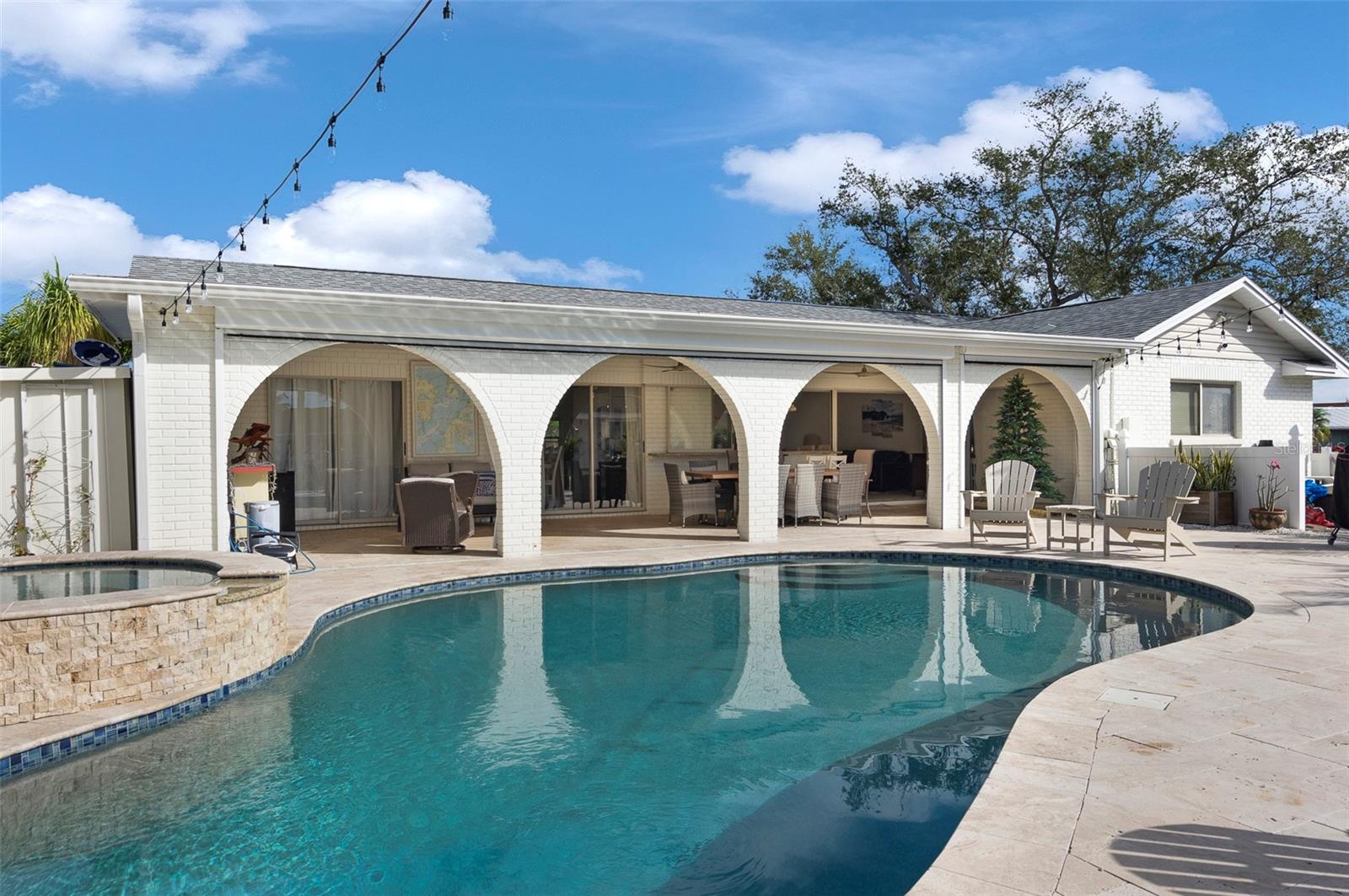 Image 12 of 33 For 1394 51st Avenue Ne