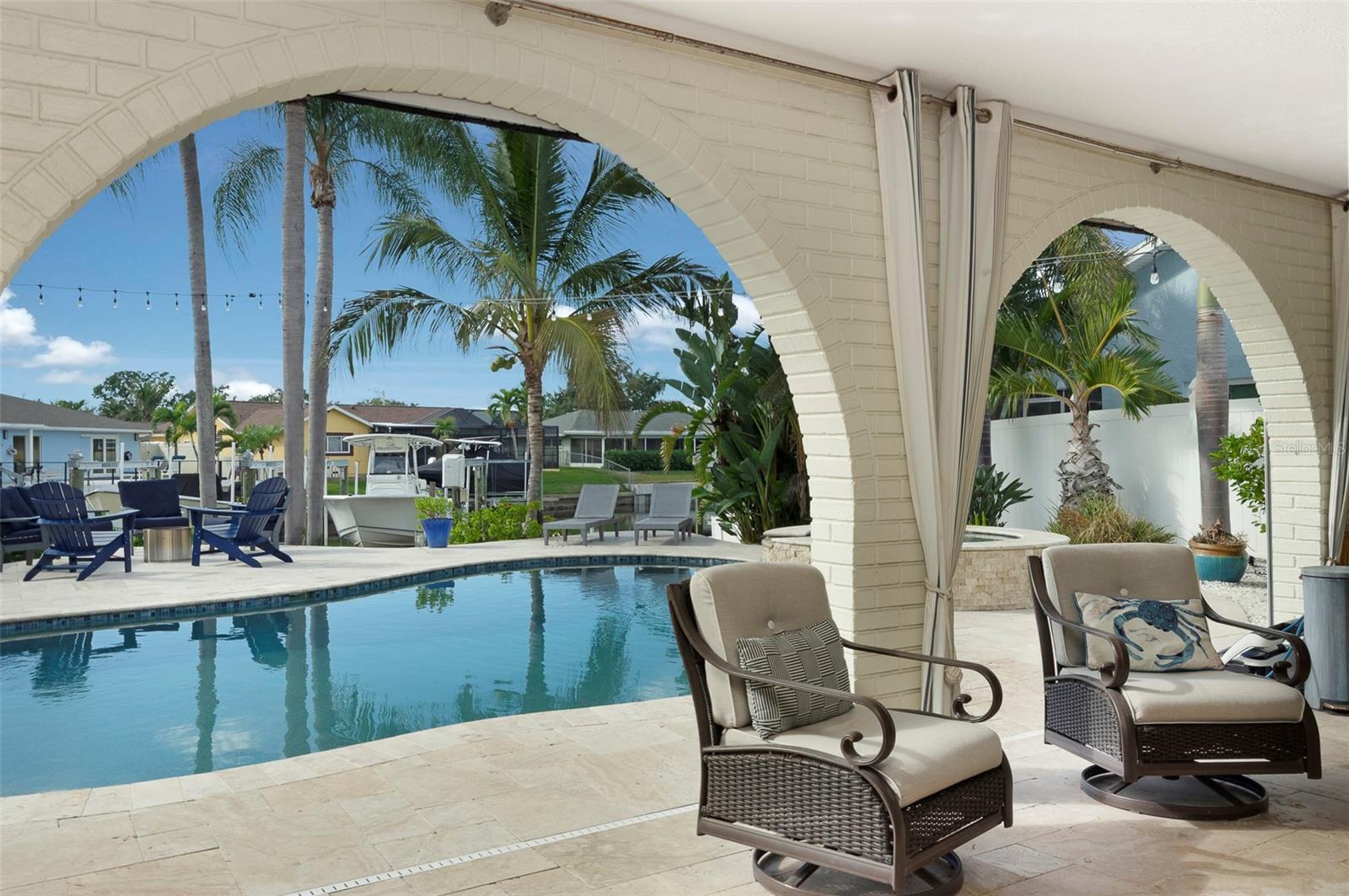 Image 17 of 33 For 1394 51st Avenue Ne