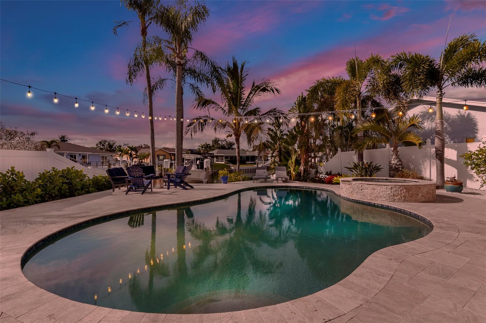 Image 2 of 33 For 1394 51st Avenue Ne