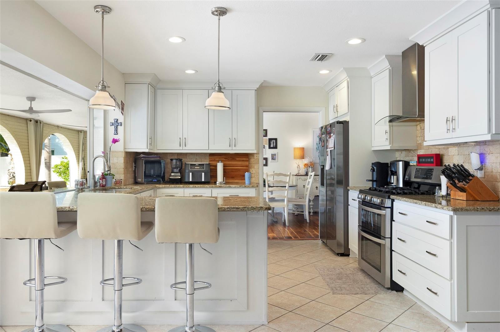 Image 27 of 33 For 1394 51st Avenue Ne