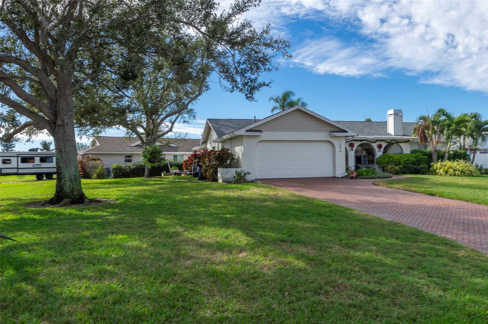 Image 5 of 33 For 1394 51st Avenue Ne