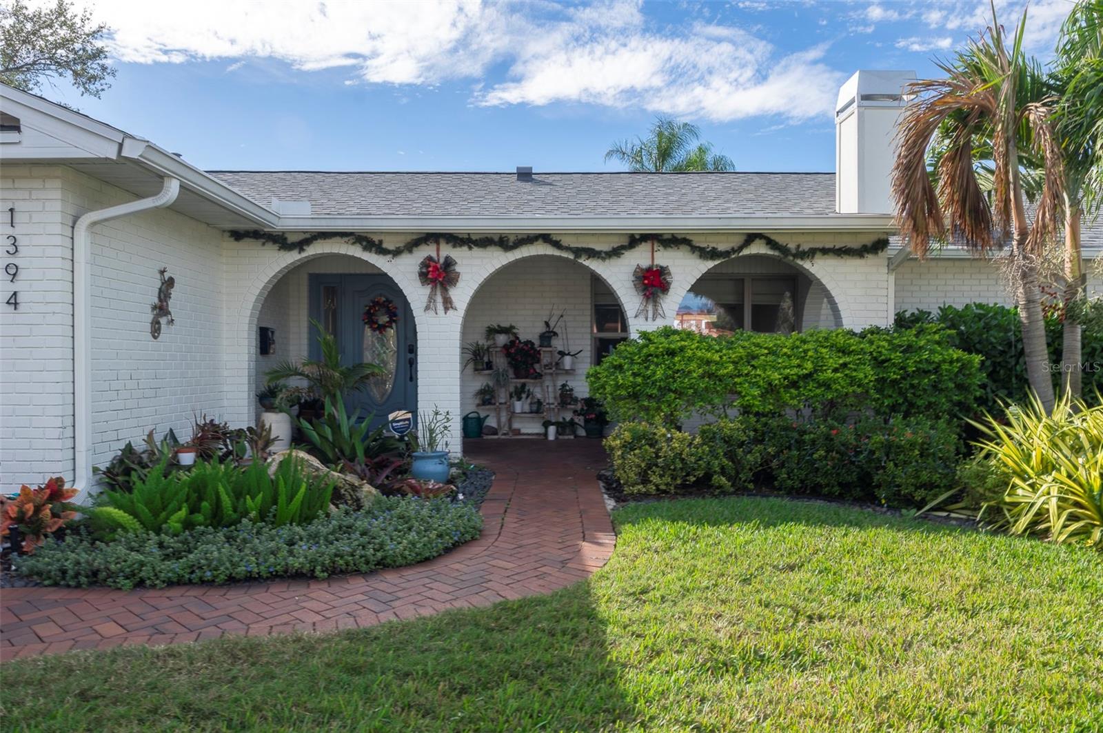 Image 6 of 33 For 1394 51st Avenue Ne