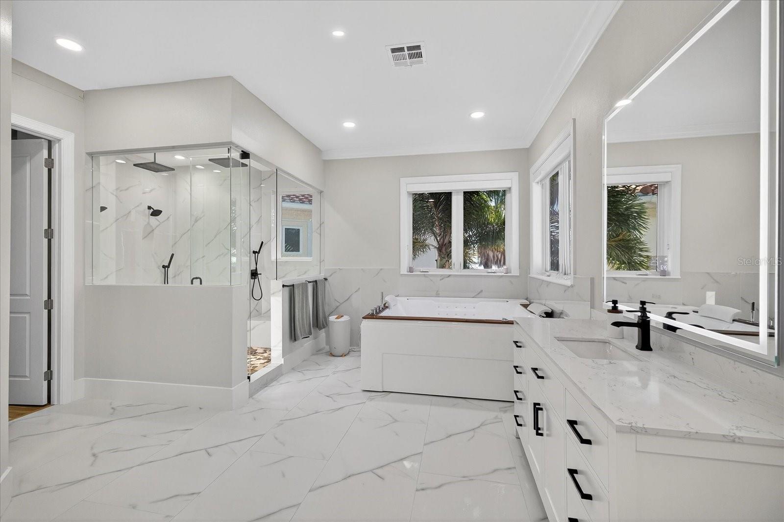 Image 11 of 100 For 4102 Causeway Vista Drive