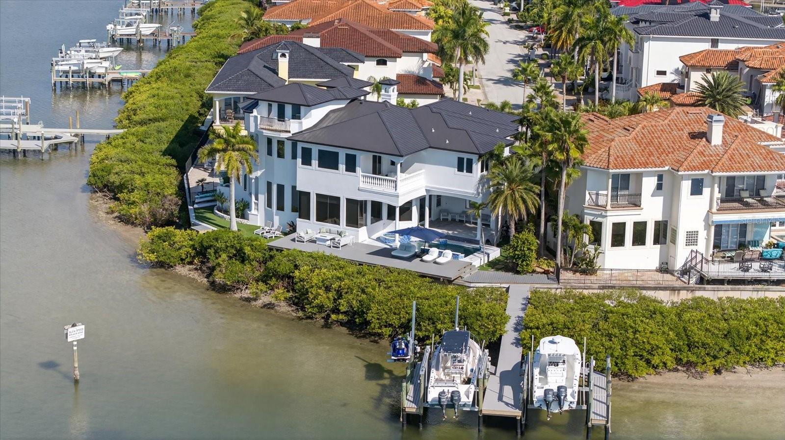 Image 19 of 100 For 4102 Causeway Vista Drive