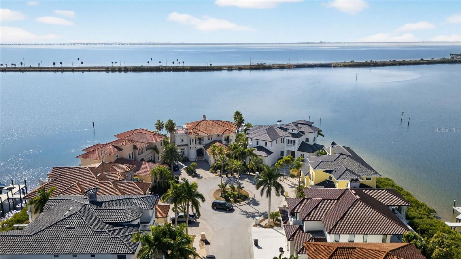 Image 21 of 100 For 4102 Causeway Vista Drive