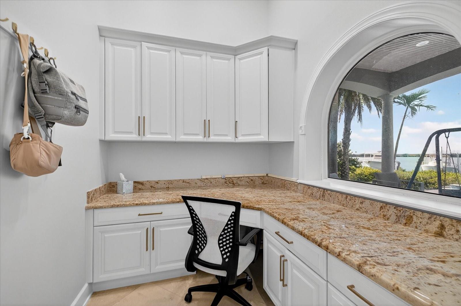 Image 43 of 100 For 4102 Causeway Vista Drive