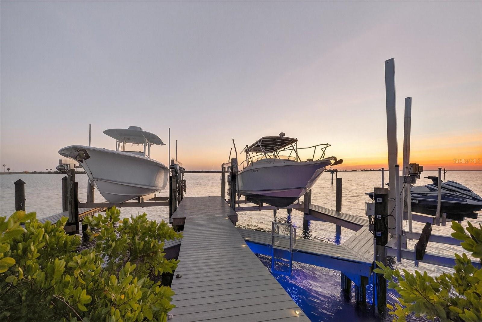 Image 5 of 100 For 4102 Causeway Vista Drive