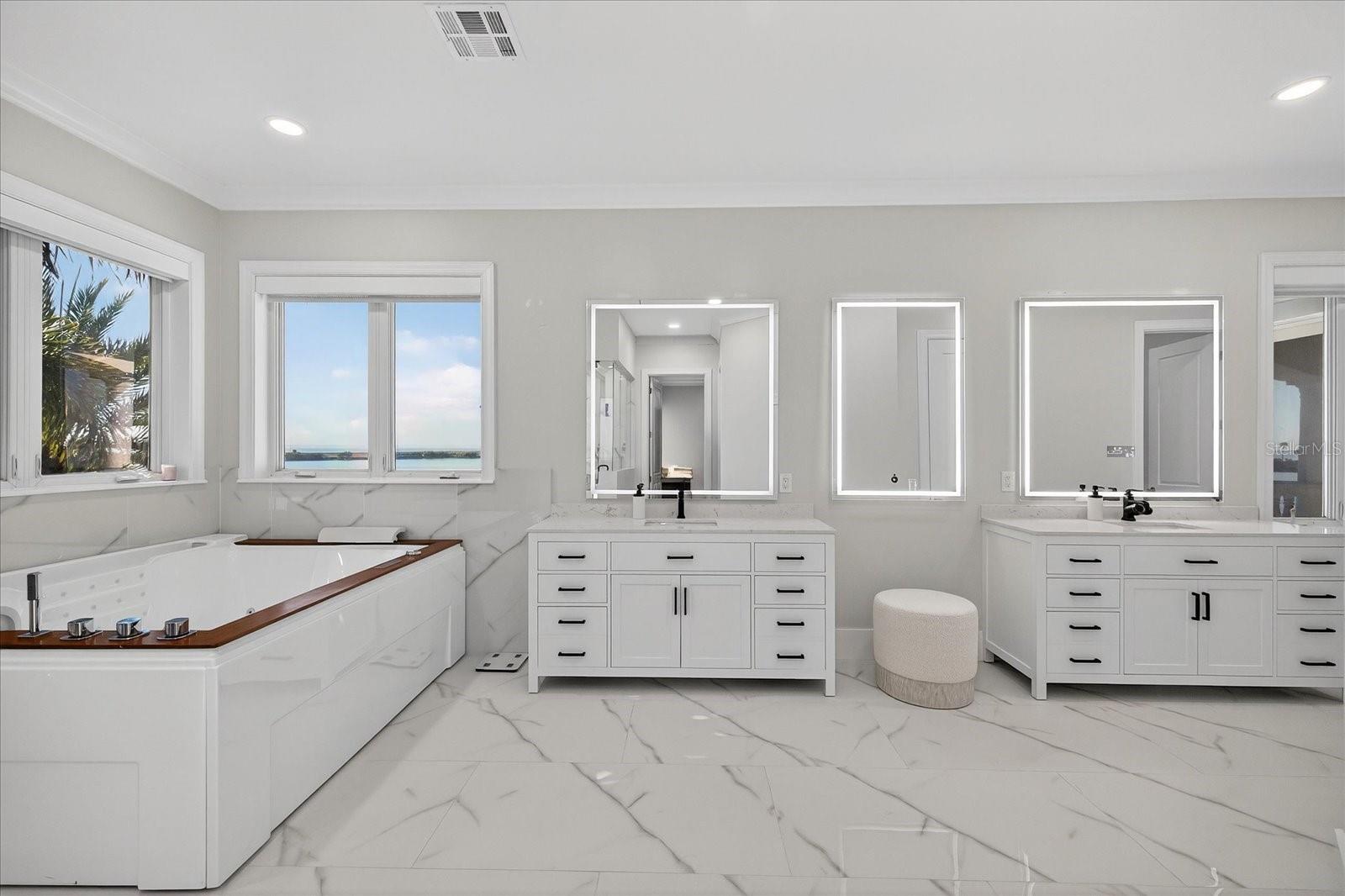 Image 57 of 100 For 4102 Causeway Vista Drive