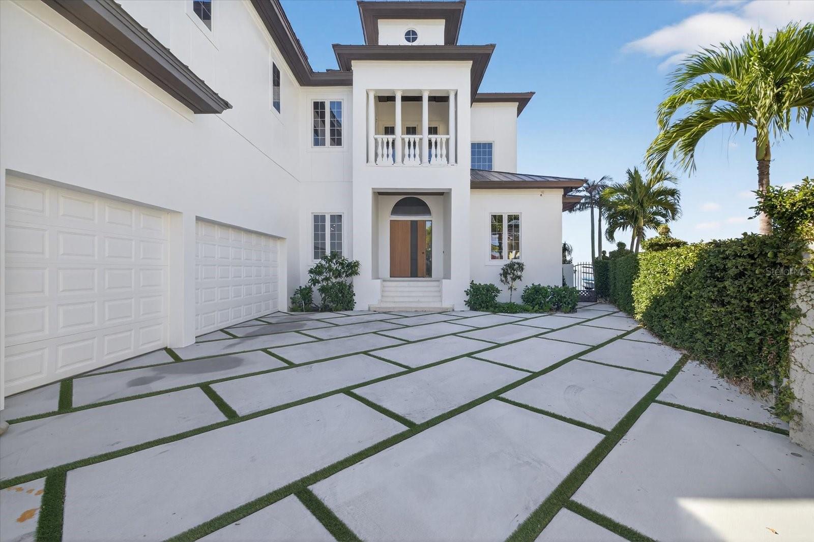 Image 81 of 100 For 4102 Causeway Vista Drive