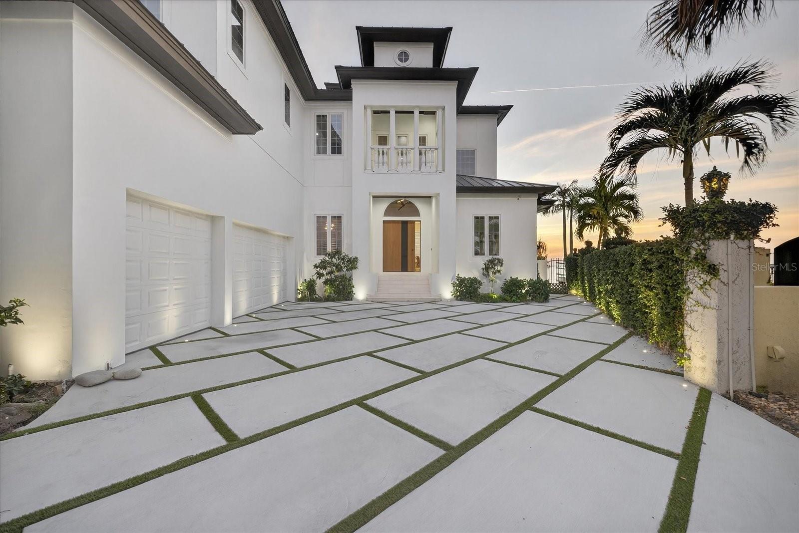 Image 90 of 100 For 4102 Causeway Vista Drive