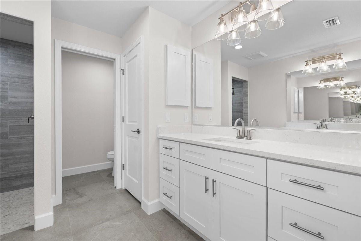 Image 19 of 33 For 9065 Fruitland Avenue