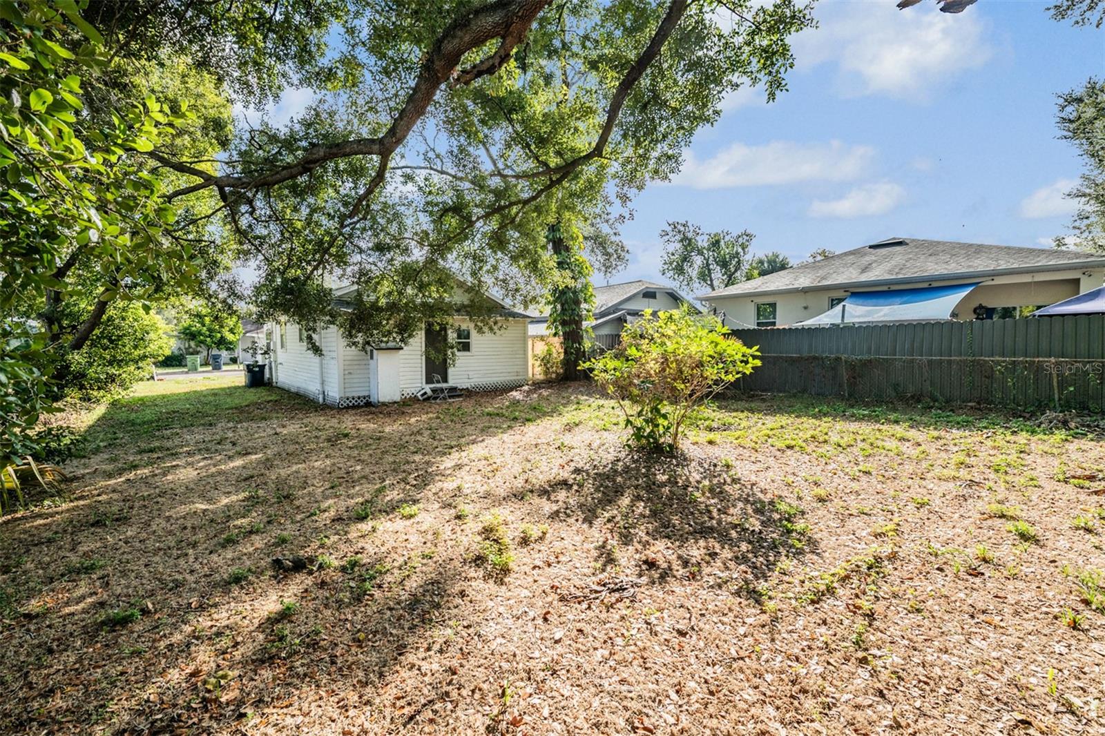 Image 27 of 31 For 8006 Klondyke Street